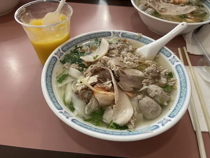 Luu New Tung Kee Noodle 2