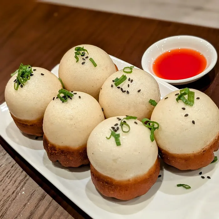 M Dumpling 6