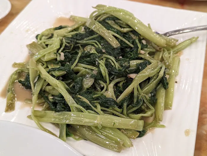 Fu Lam Moon Restaurant 7
