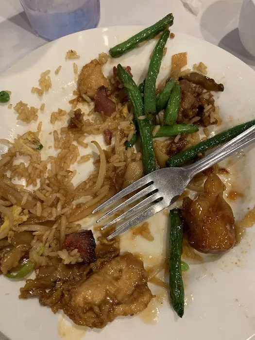 Peking Garden Restaurant 8