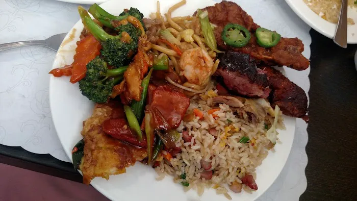 Peking Garden Restaurant 9