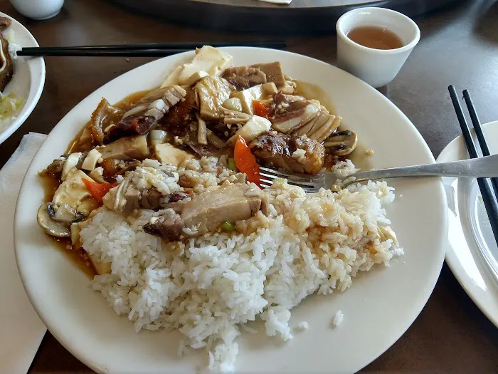 Hong Kong BBQ Restaurant 3