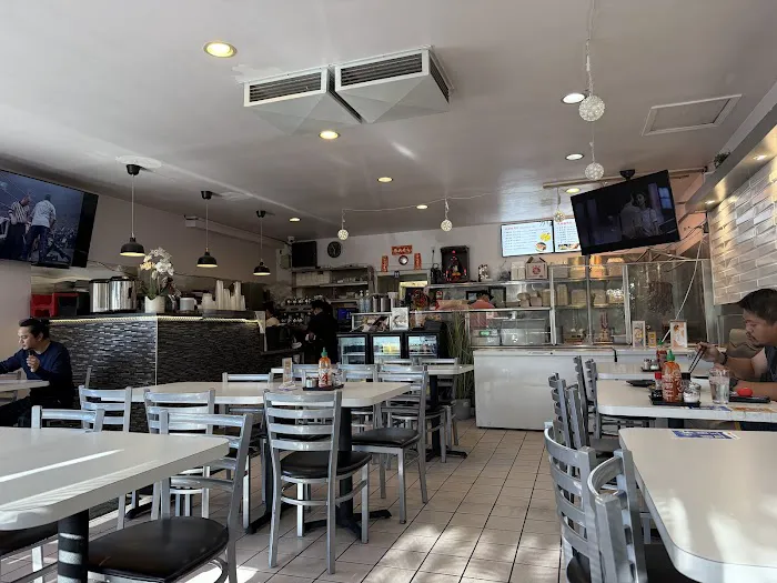 Hong Kong BBQ Restaurant 2