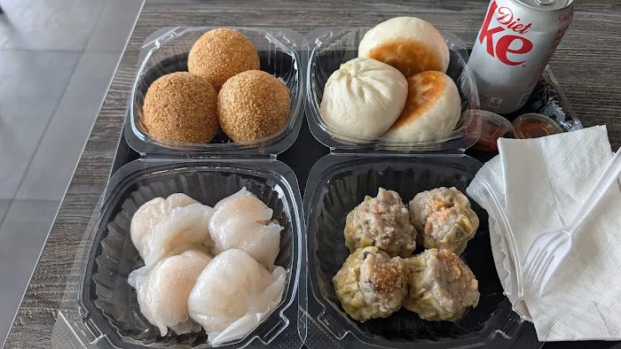 D T Dim Sum & Tea 4