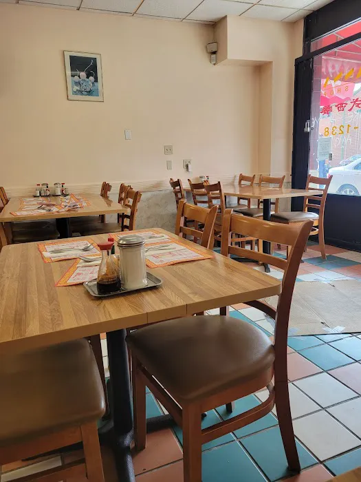 Saint Anna Coffee Shop 2
