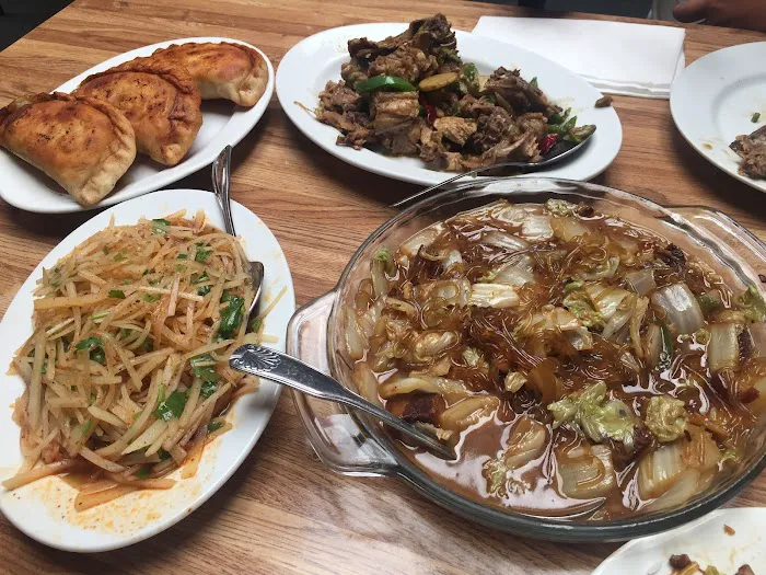 Chang Luong Restaurant 7