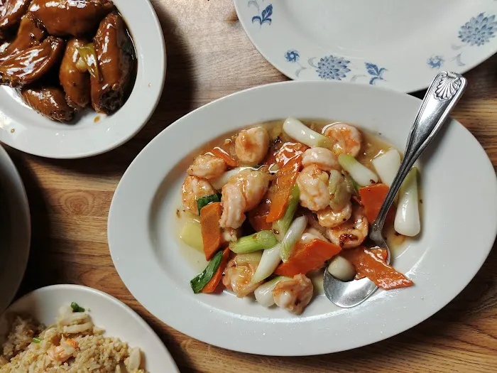 Chang Luong Restaurant 6