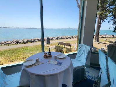Hong Kong East Ocean Seafood Restaurant 0
