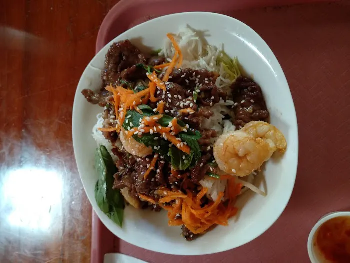 Camille Restaurant 2