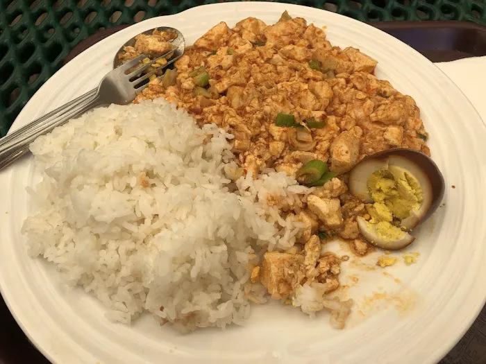 Camille Restaurant 8