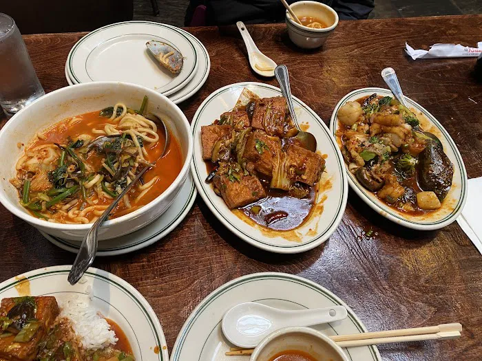 Kirin Chinese Restaurant And Cocktail Bar 2