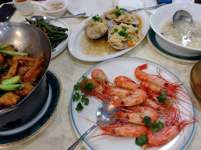 Asian Pearl Seefood Restaurant 8