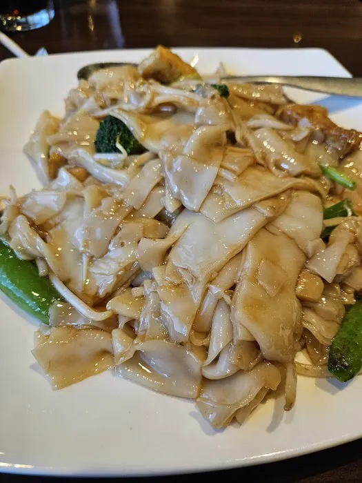 Mandarin Restaurant and Lounge 5