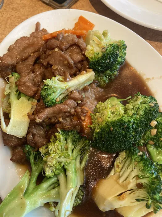 Yan's China Bistro & Bar 6