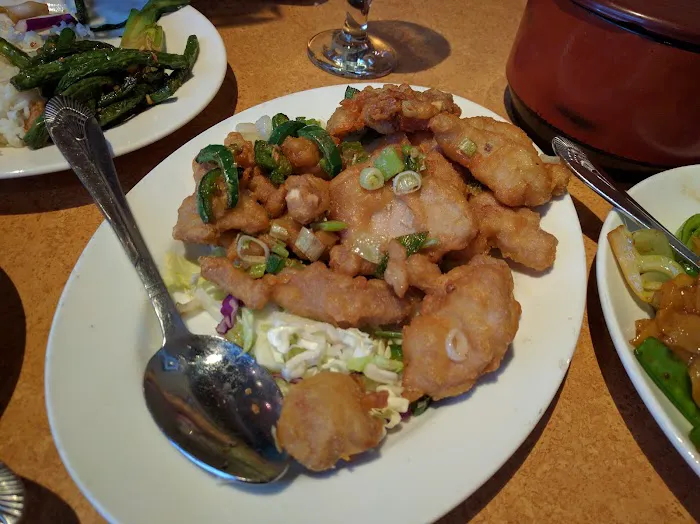 Yan's China Bistro & Bar 9
