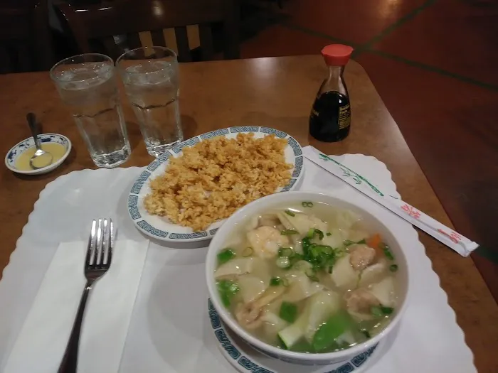 Canton 8