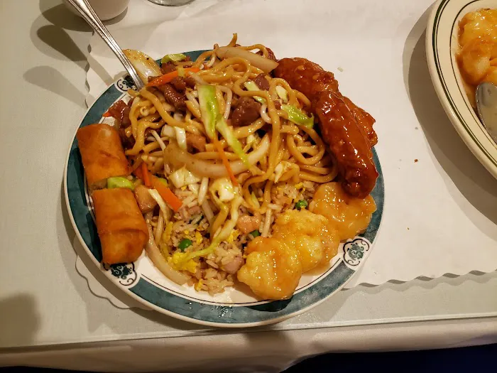 Hunan Restaurant 6