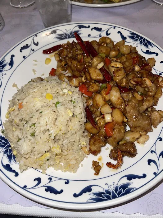 Ping's Chinese Cuisine 3
