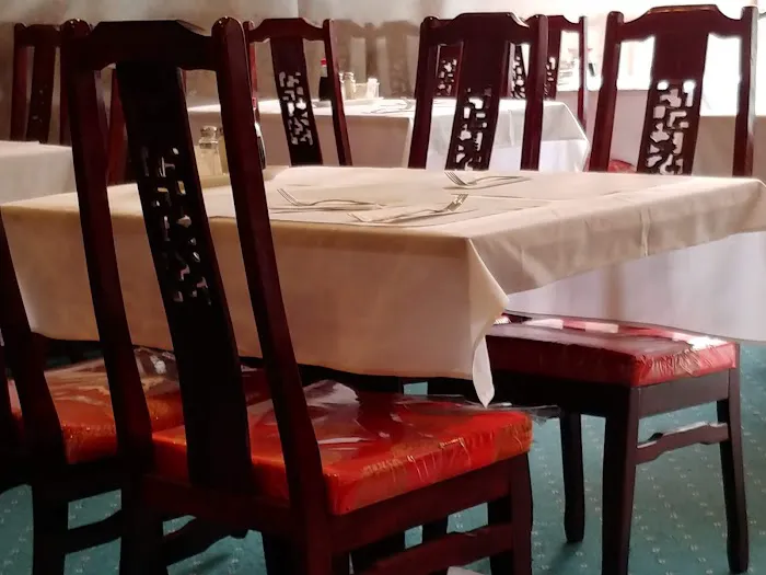 Uncle Wing's Restaurant 7