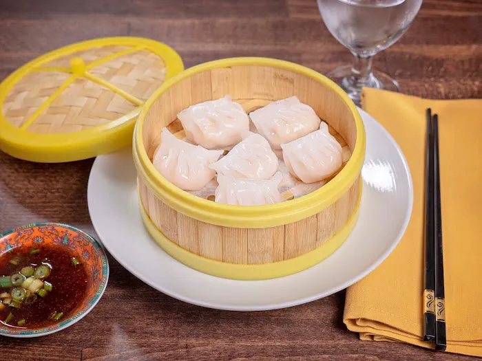 O & C China Bistro 7