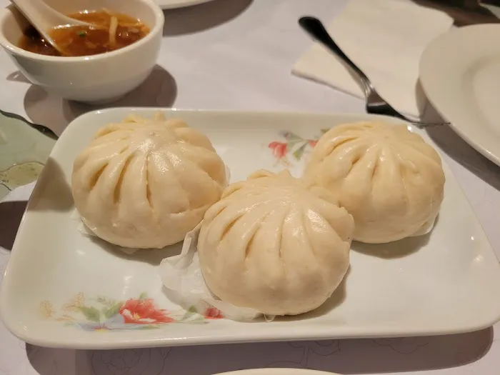 Leo's Chinese Restaurant 8
