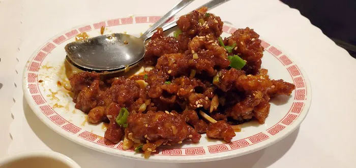 DJ's Chinese Cuisine 6