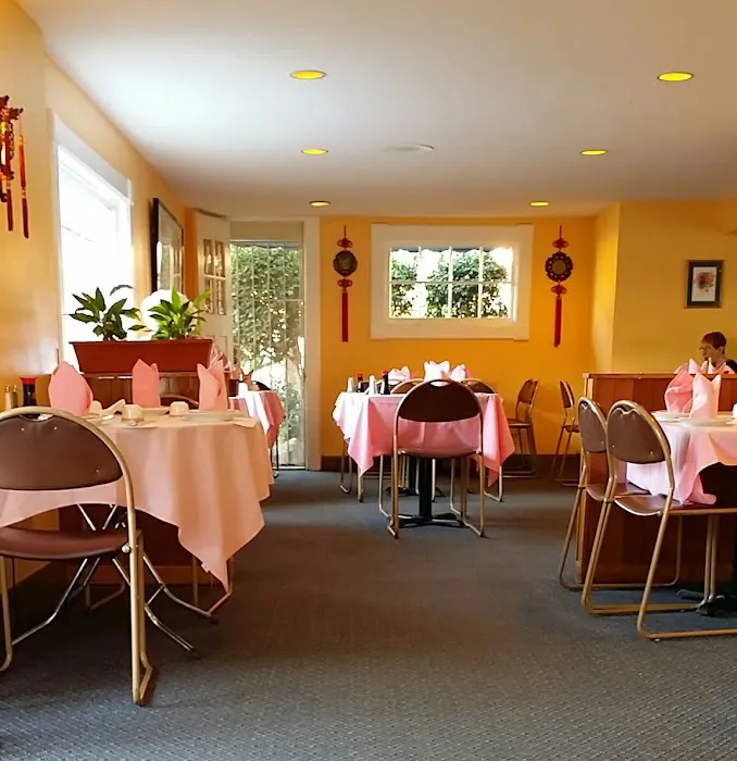 DJ's Chinese Cuisine 3