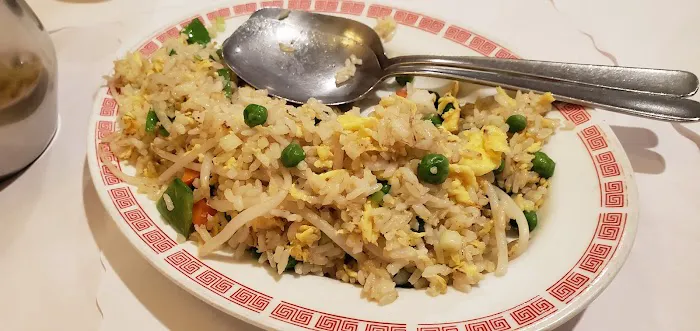 DJ's Chinese Cuisine 8