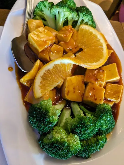 Tommy's Wok Chinese Cuisine 10
