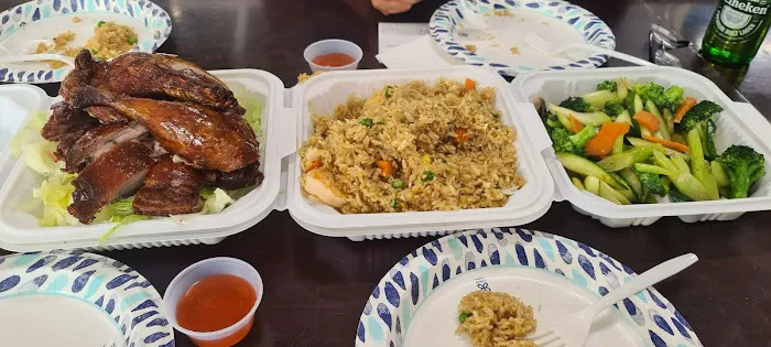 Four Seasons Gourmet Chinese Restaurant 9