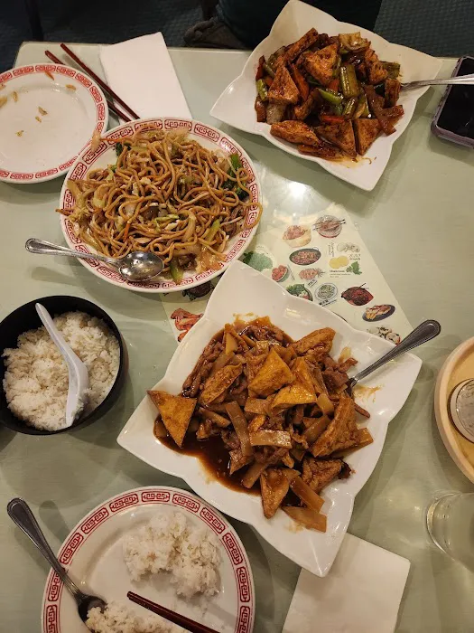 Ding How Restaurant 2