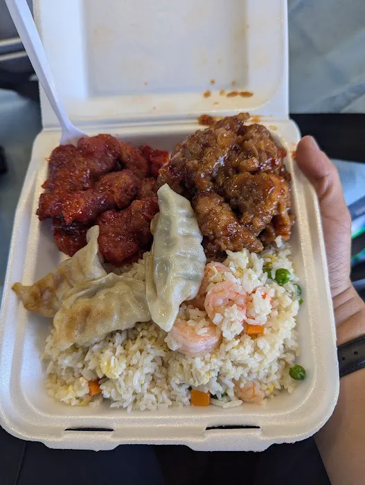E & G Chinese Cuisine 4