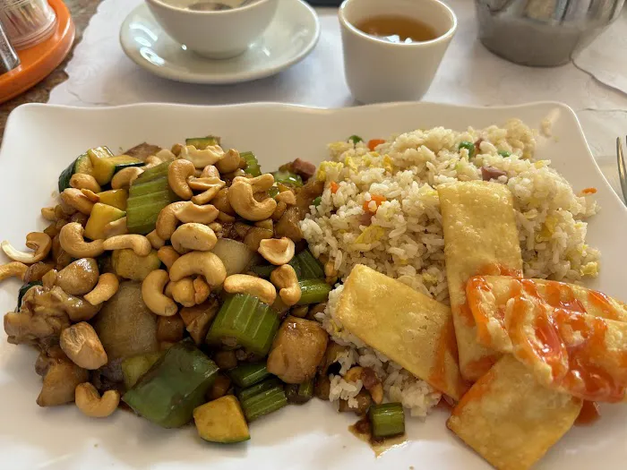 Peking Delight 9