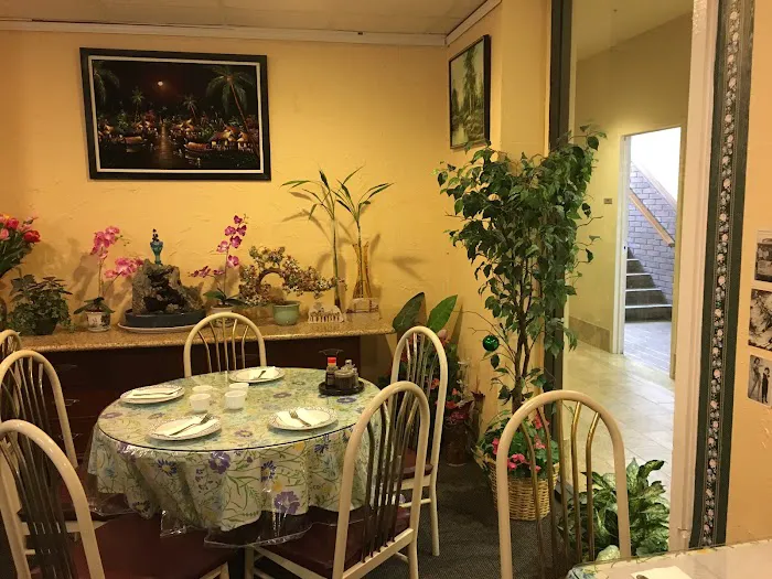 Hunan Empire Restaurant 7