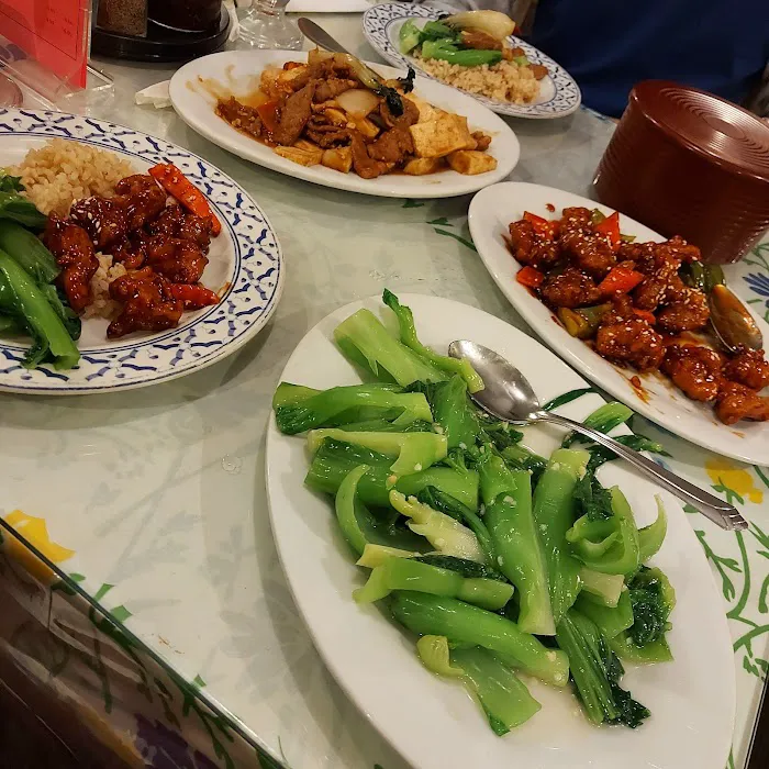 Hunan Empire Restaurant 8