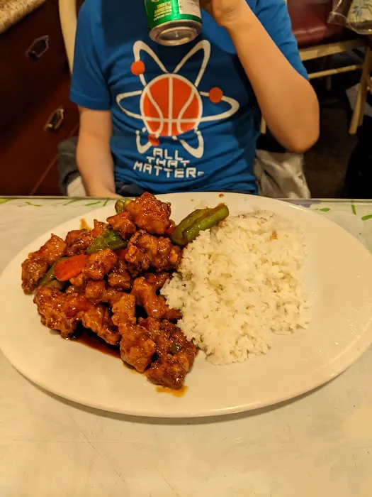 Hunan Empire Restaurant 10