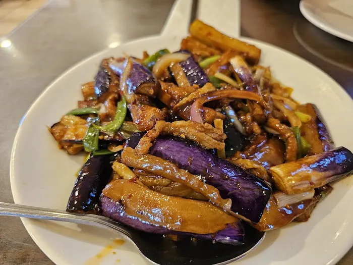 Hunan Chef Chinese Restaurant 3