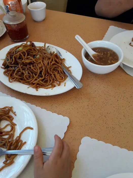 King Lee's Chinese Restaurant 8