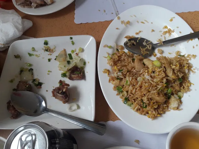 King Lee's Chinese Restaurant 10