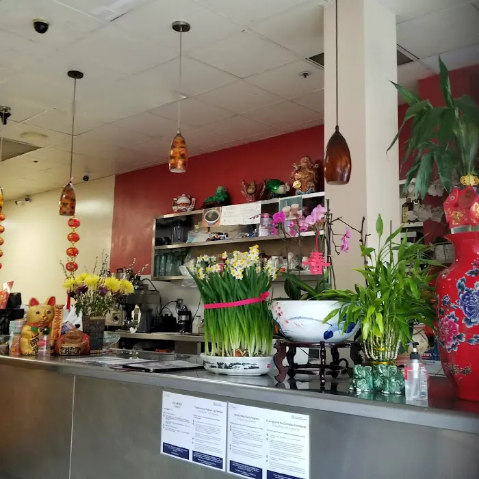 V&J Cafe 8