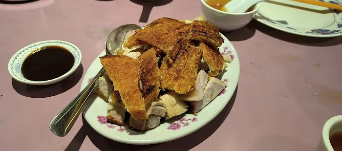Duk Hing Chinese Deli & Meat 7