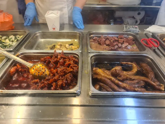 Duk Hing Chinese Deli & Meat 8