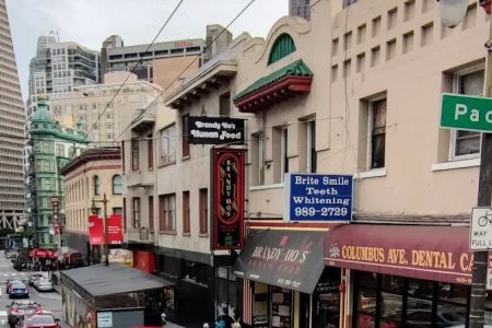 Brandy Ho's Hunan Food