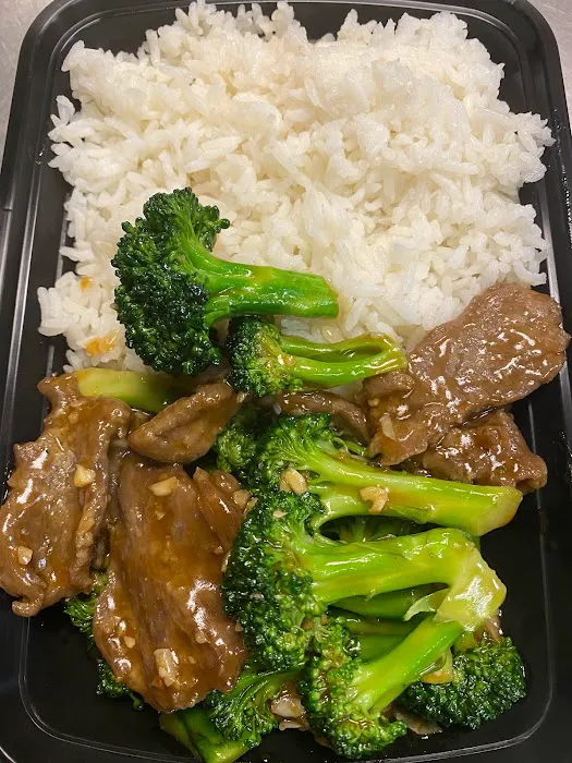 Lin's Kitchen 10