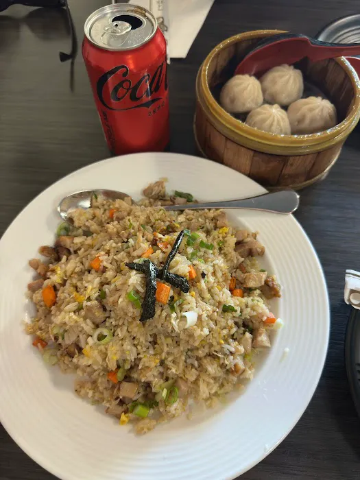Toppu Ramen And Dim Sum House 8