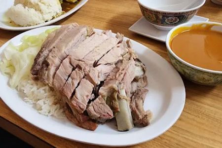 New Lun Ting Cafe