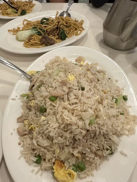 New Woey Loy Goey Restaurant 9