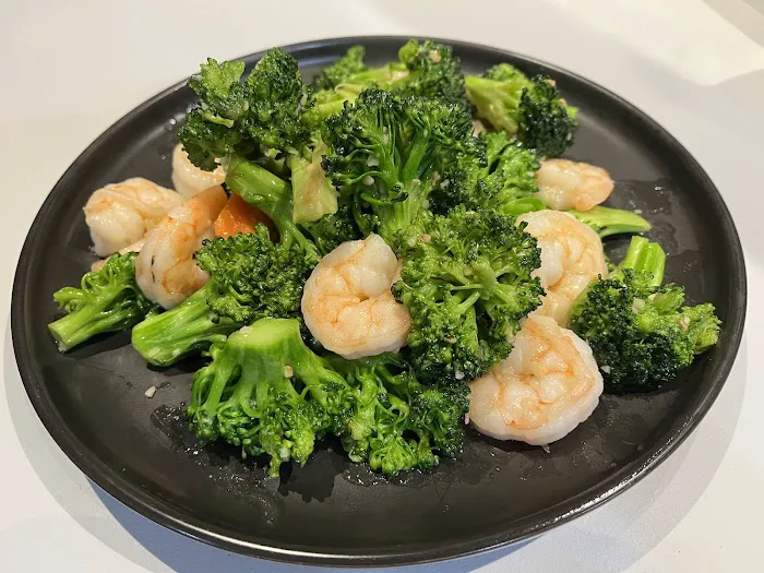 HULU WA CHINA BISTRO 10