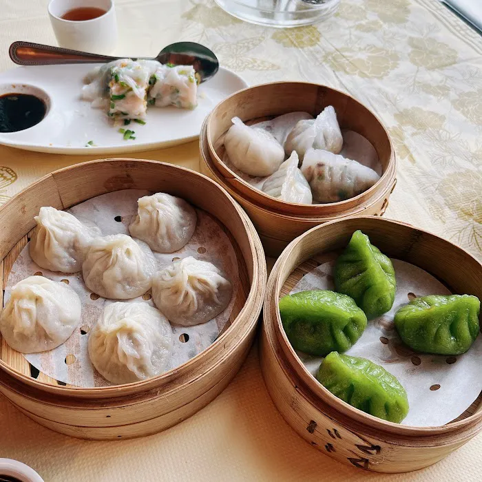 HK Lounge Bistro 2