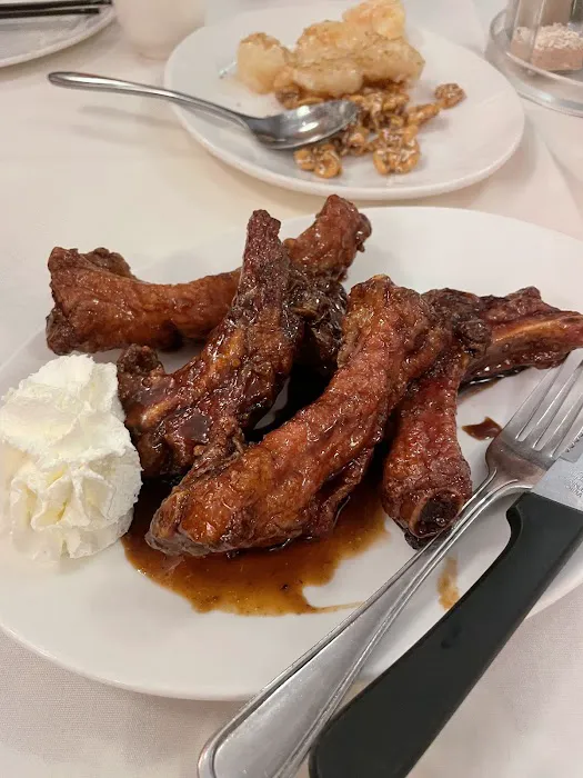 HK Lounge Bistro 10